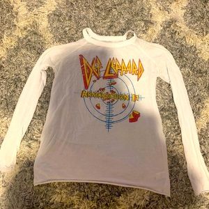 Chaser White Def Leppard Long Sleeve Size Small